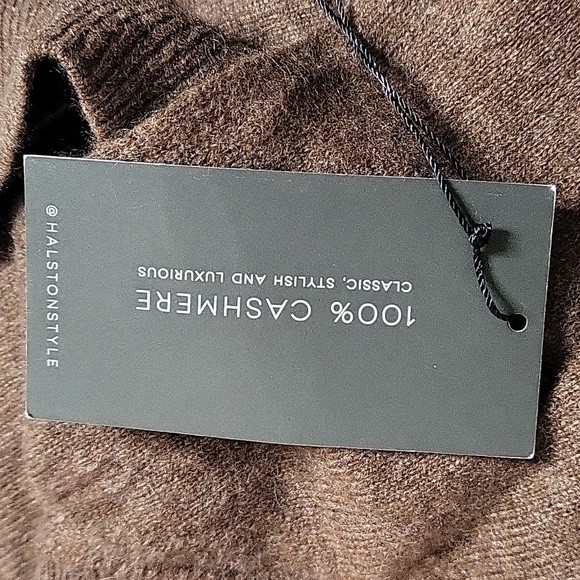 Halston 100% Cashmere sleeveless turtleneck sweater - Picture 7 of 7